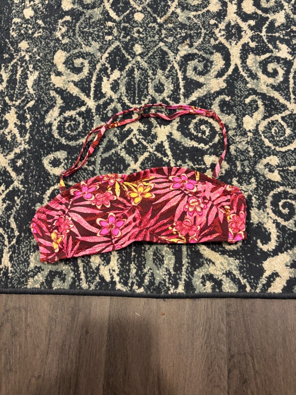 One-piece subcategory identification
